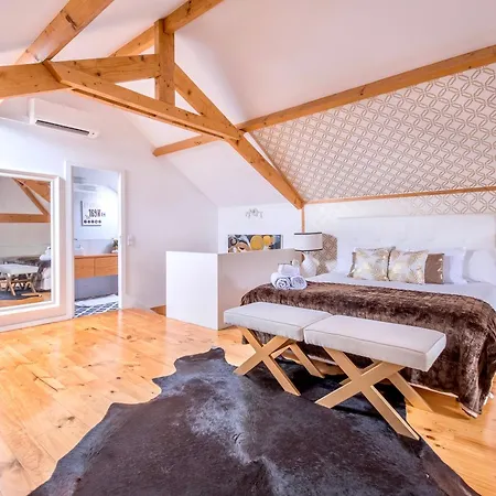 Golden Apartman